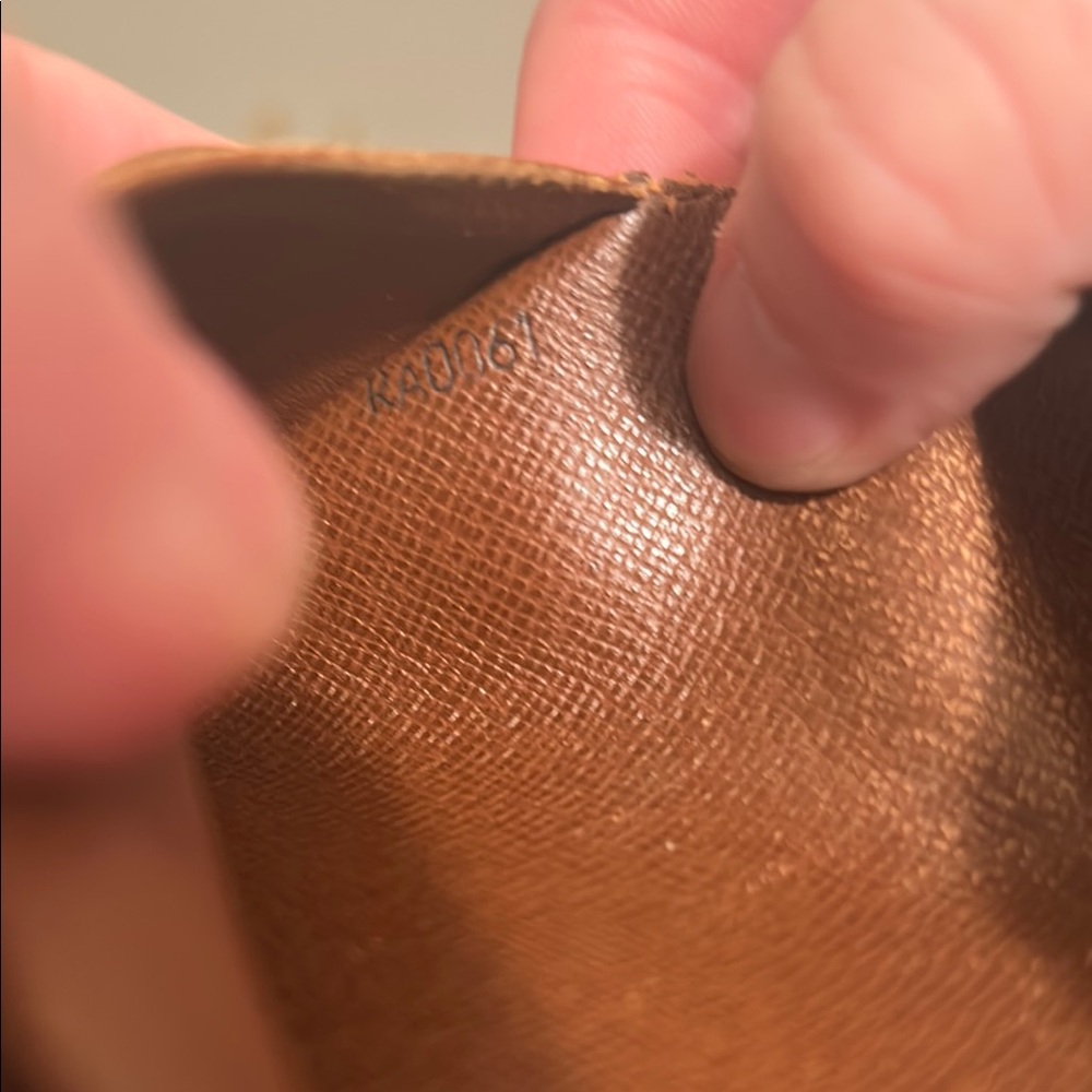 Louis Vuitton Monogram Wallet - Picture 11 of 12